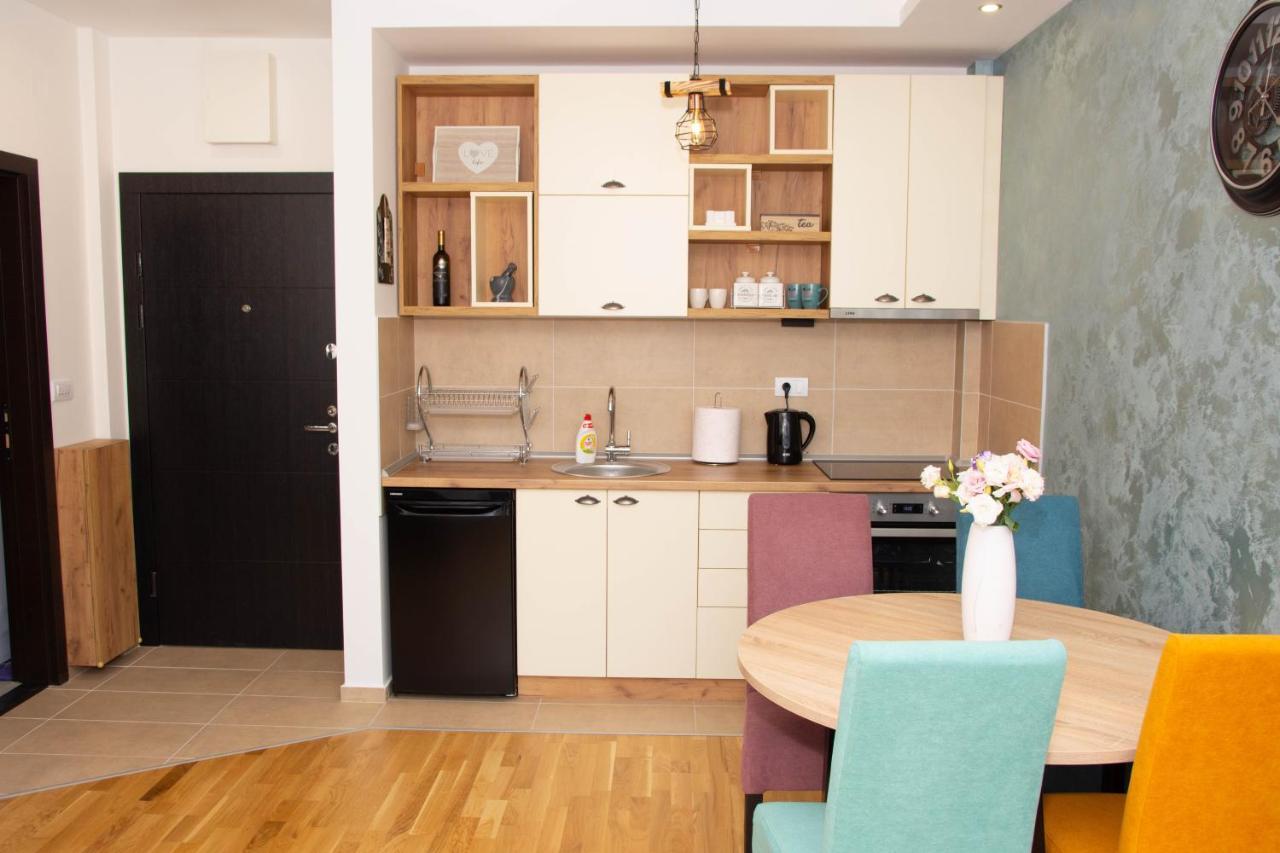 Laura Apartment Novi Sad Exterior foto