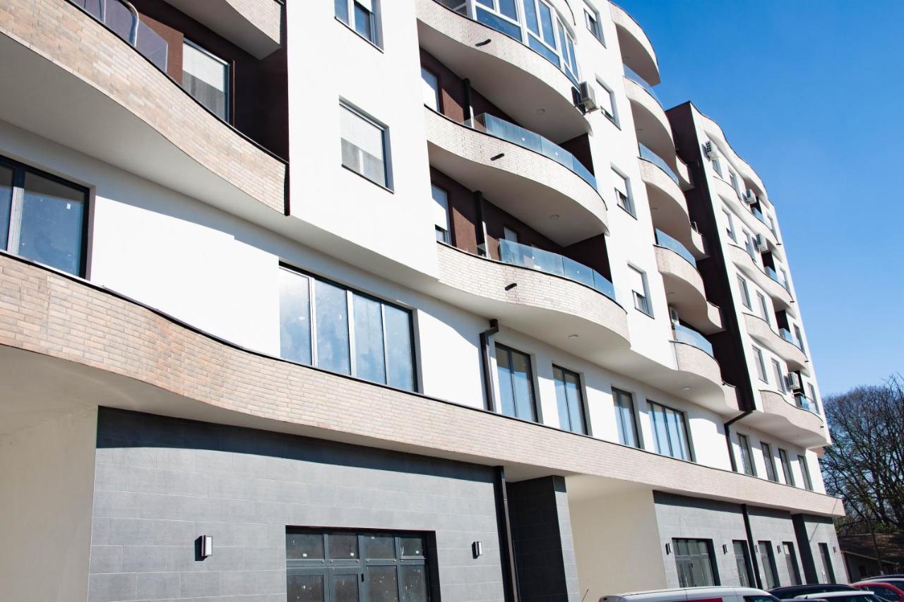 Laura Apartment Novi Sad Exterior foto
