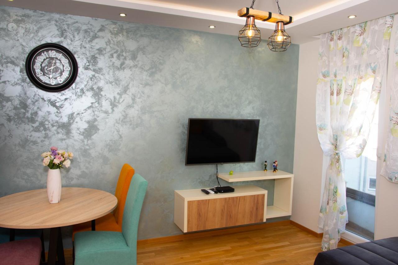 Laura Apartment Novi Sad Exterior foto